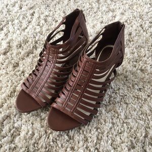 Brown Leather Strappy Cage Bootie Heels - NWOT 🔥